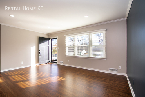 6516 W 78 ST