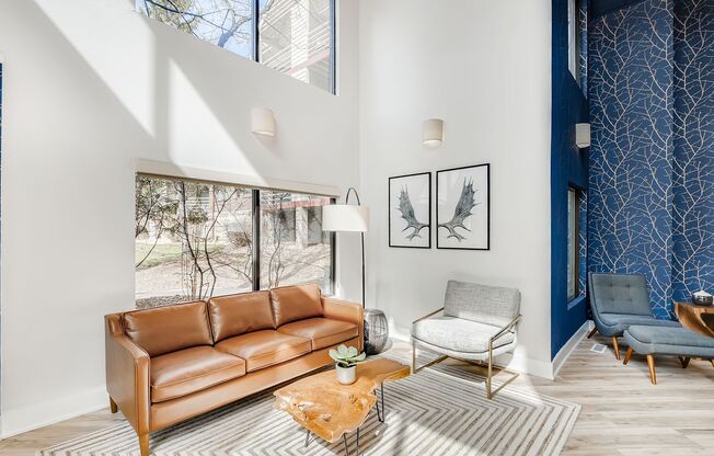 1 bed, 1 bath, 810 sqft, $1,600, Unit 214