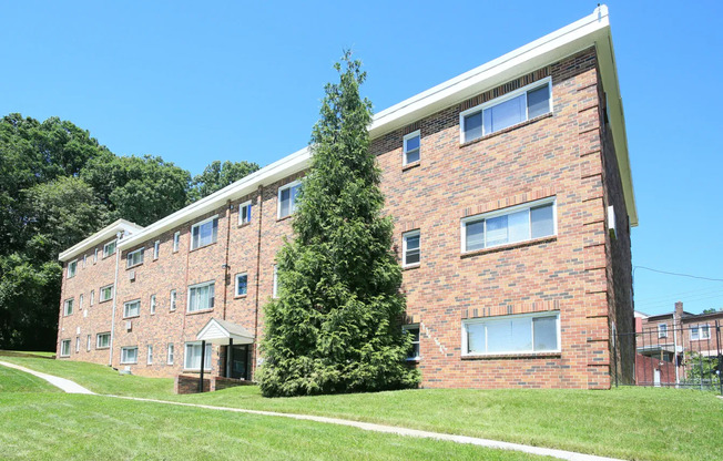 Willow Apartment Homes