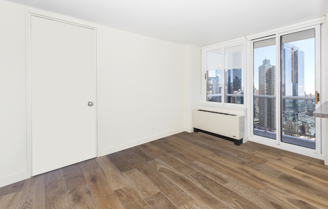 2 beds, 1 bath, 667 sqft, $5,787, Unit 22C