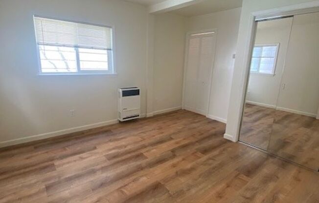 2 beds, 1 bath, $2,895