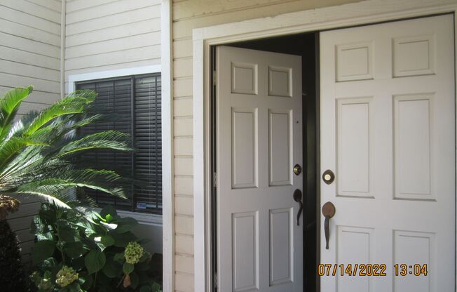 3 beds, 2 baths, $3,200