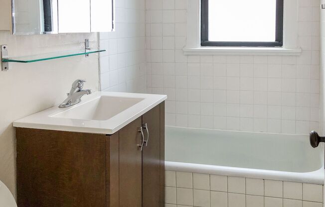 Studio, 1 bath, 435 sqft, $1,475, Unit 518-315