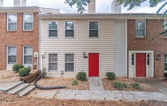 2BED/2.5BA Townhome located in Roswell @ Holcomb Bridge/GA 400