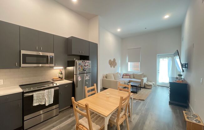 2 beds, 2 baths, $1,495, Unit 101