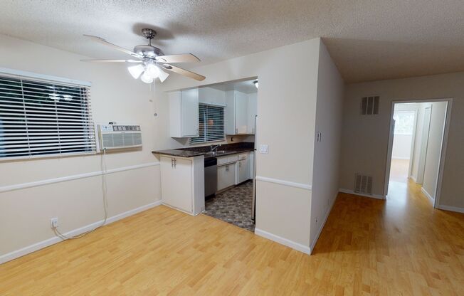 2 beds, 2 baths, $2,745, Unit 03