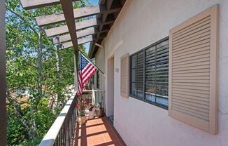 The Villas of Calavera Hills upstairs 2 Bd/2 Bth condo.