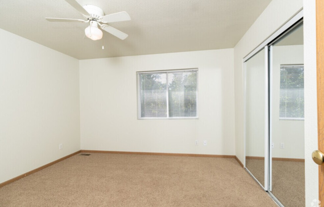 2 beds, 2 baths, 1,200 sqft, $1,445, Unit 1105B;1/2HW