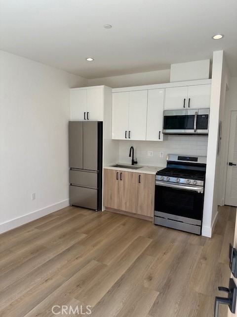 1 bed, 1 bath, 1,000 sqft, $2,100