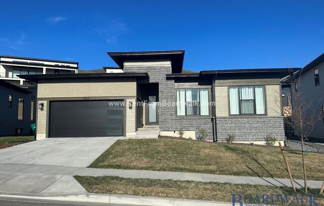 SPECTACULAR 3 Bed in Lehi!