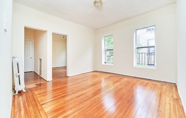 520 W 156 ST