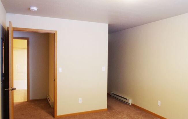 2 beds, 2 baths, 1,014 sqft, $1,480, Unit 1834-132