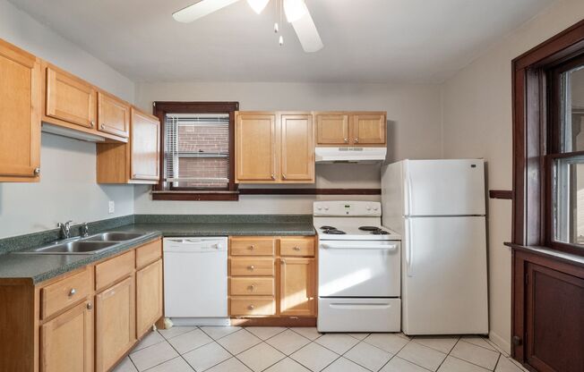 1 bed, 1 bath, $850, Unit 5142 - 784