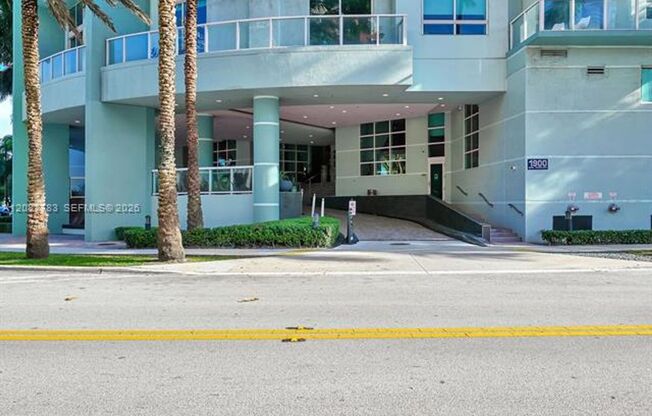 2 beds, 2.5 baths, $7,600, Unit # 5103