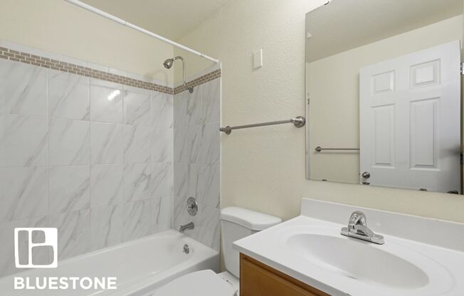 1 bed, 1 bath, 596 sqft, $1,275, Unit 112