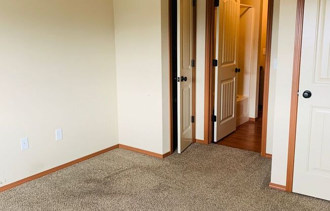 1 bed, 1 bath, 660 sqft, $1,195, Unit 4672 - 203