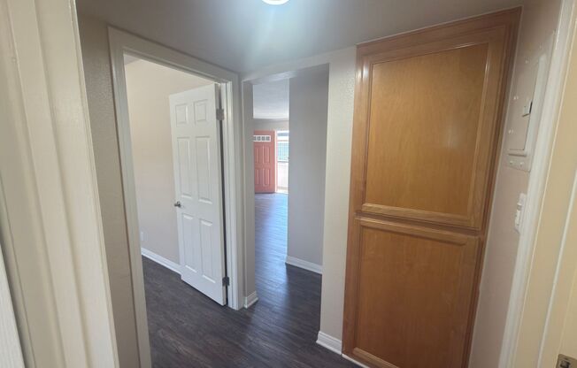 2 beds, 1 bath, 795 sqft, $2,475, Unit 21D