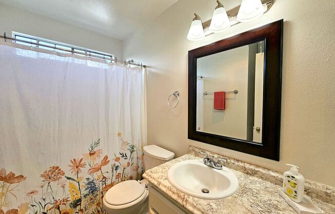 2 beds, 2 baths, $2,250, Unit 03