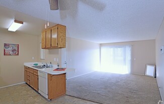 1 bed, 1 bath, 665 sqft, $2,120, Unit Unit 101