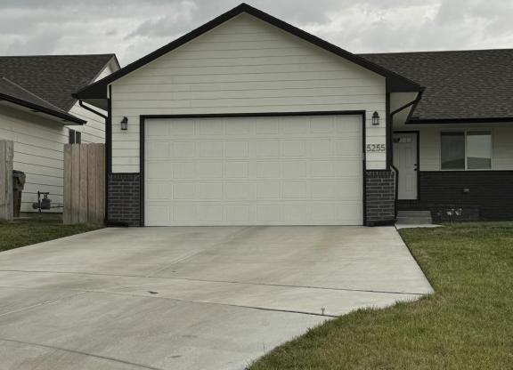 5257 N TOBEN CT