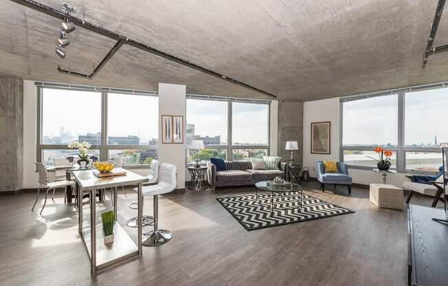 Panoramic views at Lakeview 3200 Apartments, Illinois