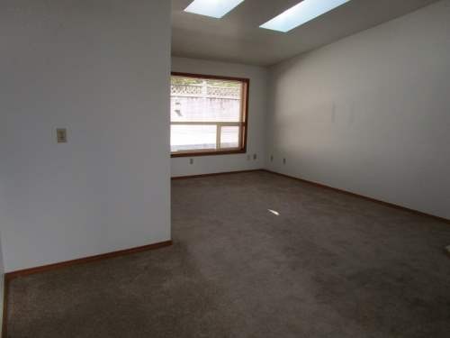 2 beds, 2 baths, $2,000