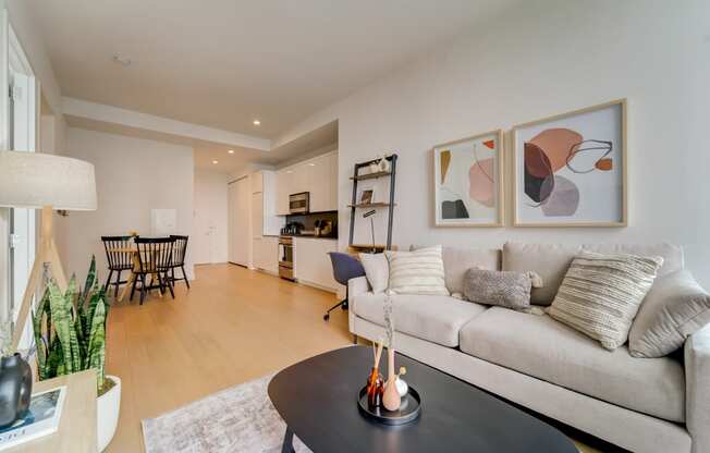 1 bed, 1 bath, $4,995, Unit 1812