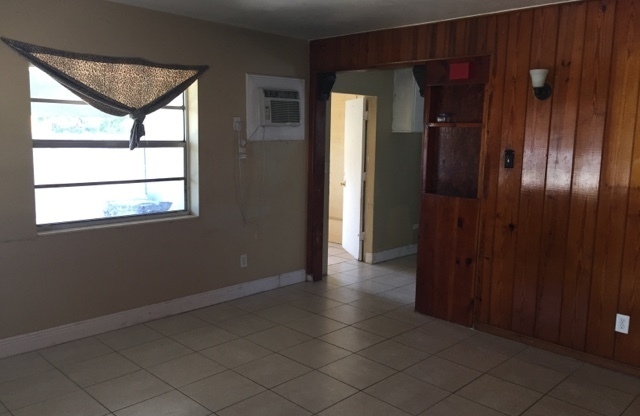 Large 4-1 house