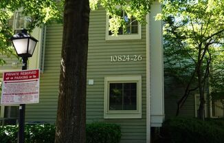 2-Bedrooms Unit in Bentley Place