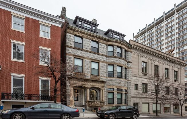 For Rent: Downtown Elegance at 605 Park Ave– Your Urban Haven Awaits!
