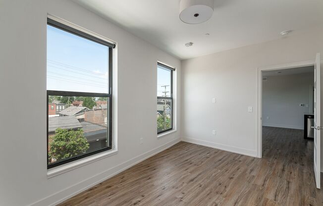 2 beds, 2 baths, $1,750, Unit 1050 N 4th St. Apt. 301