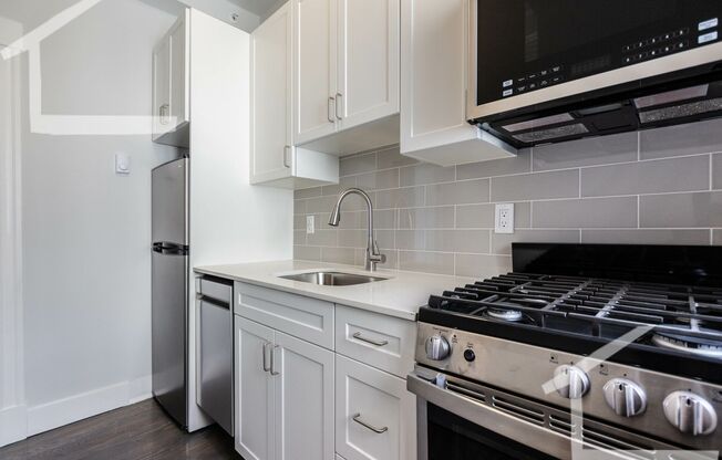 Renovated Fenway 2BR with laundry in unit! Must see!