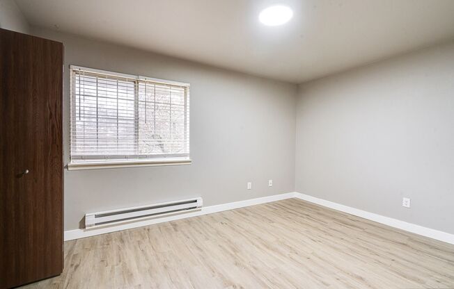 1 bed, 1 bath, 665 sqft, $1,249, Unit DY3825C