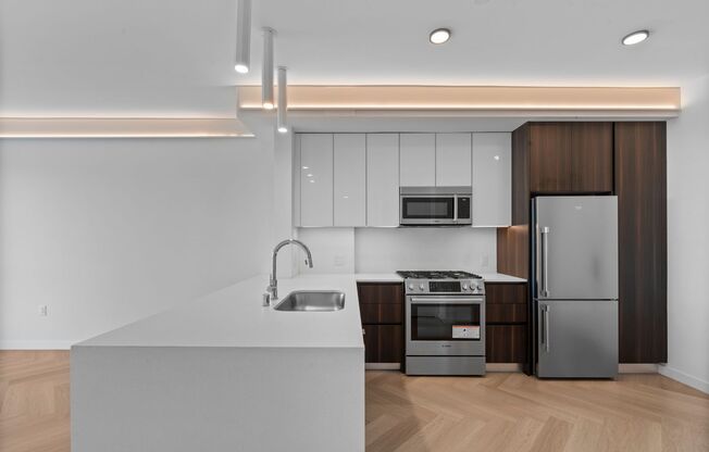 1 bed, 1 bath, 610 sqft, $3,495, Unit 412