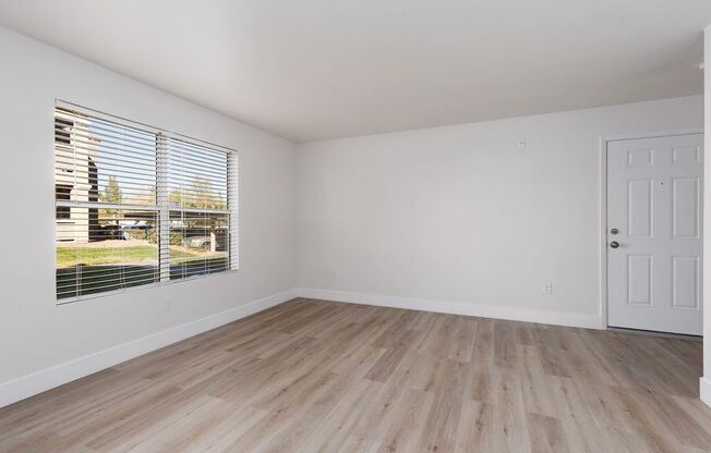 3 beds, 2 baths, $1,675, Unit # 1080