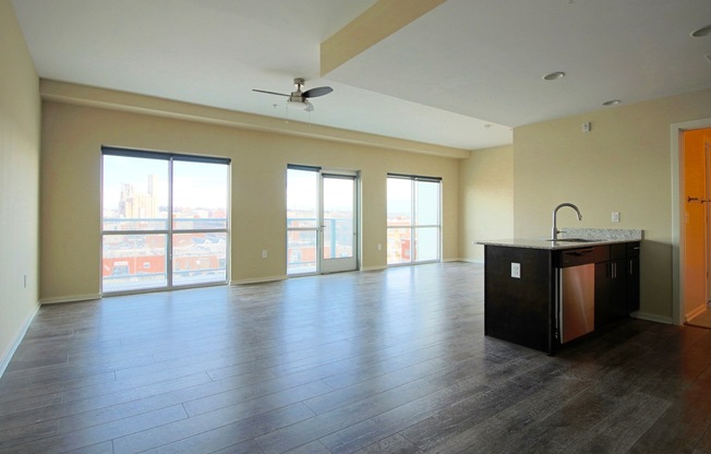 Studio, 1 bath, 404 sqft, $1,295, Unit APT 306