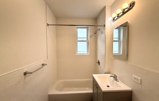 1675 85 ST