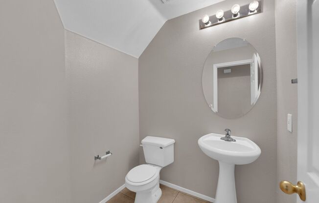 4 beds, 2.5 baths, $2,195