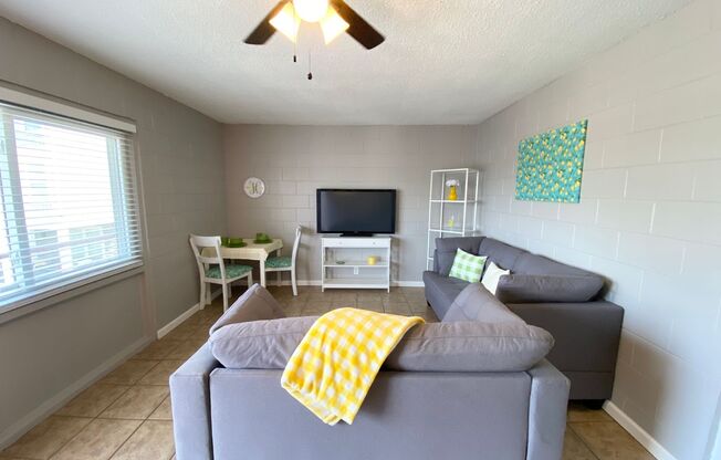 1 bed, 1 bath, $900