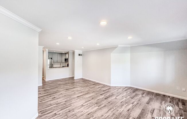 SD: 2BD/2BA Condo in UTC with Reserved Parking, Covered Balcony & In-Unit Laundry