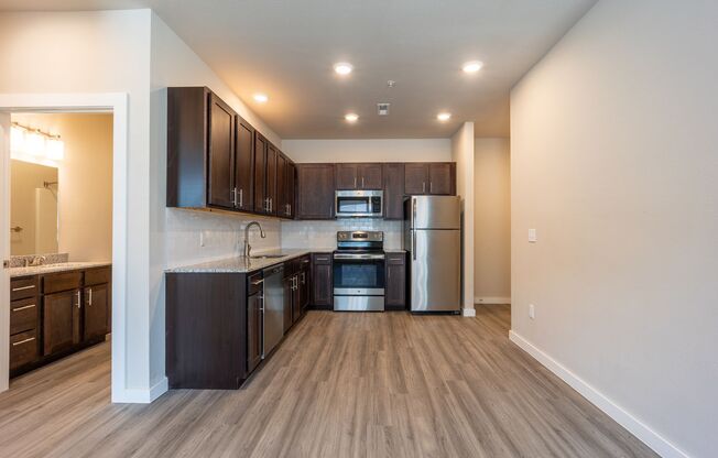 1 bed, 1 bath, 686 sqft, $1,185, Unit 2303