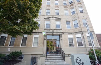 64 BRIGHTON AVE