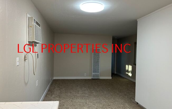 1 bed, 1 bath, 800 sqft, $1,250, Unit D