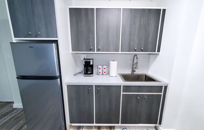 1 bed, 1 bath, 600 sqft, $999