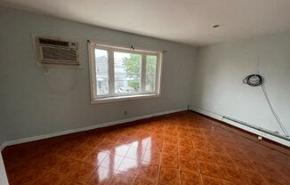3052 Lasalle Ave 2