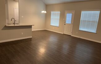 3 beds, 2 baths, $1,395