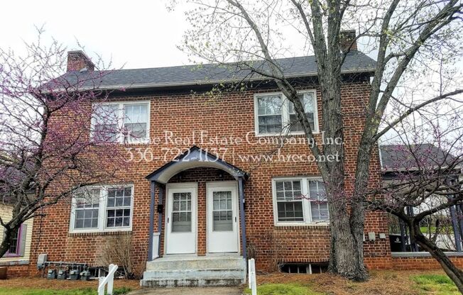 123 S. Poplar Street