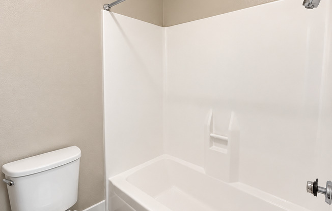 1 bed, 1 bath, 714 sqft, $1,795, Unit 016