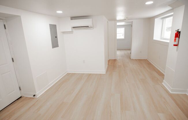 1 bed, 1 bath, 600 sqft, $899, Unit Unit 111