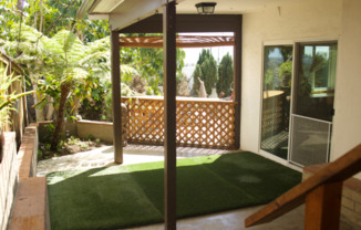 1551 MONMOUTH DR